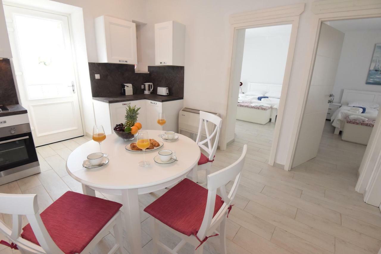 Appartement Puntamika Laterna à Zadar Extérieur photo